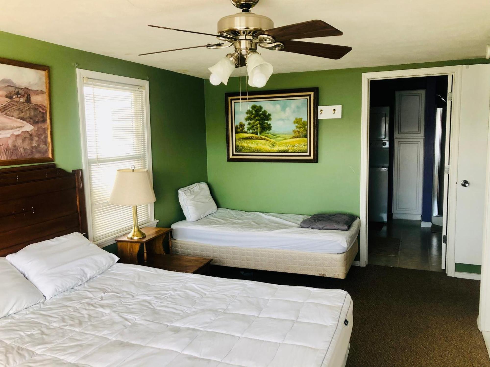 The Wellington Lake Cottage Middlebury Ngoại thất bức ảnh
